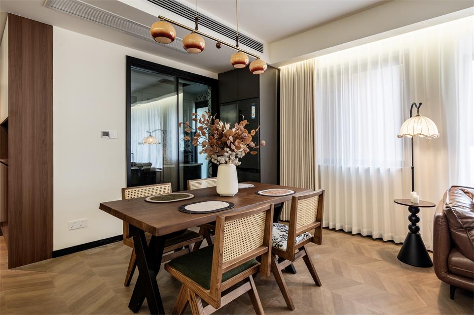 DSC_0596_1.jpg DSC_0596_1.jpg